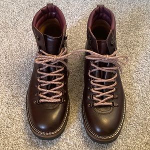 Taft Brown Viking Boot